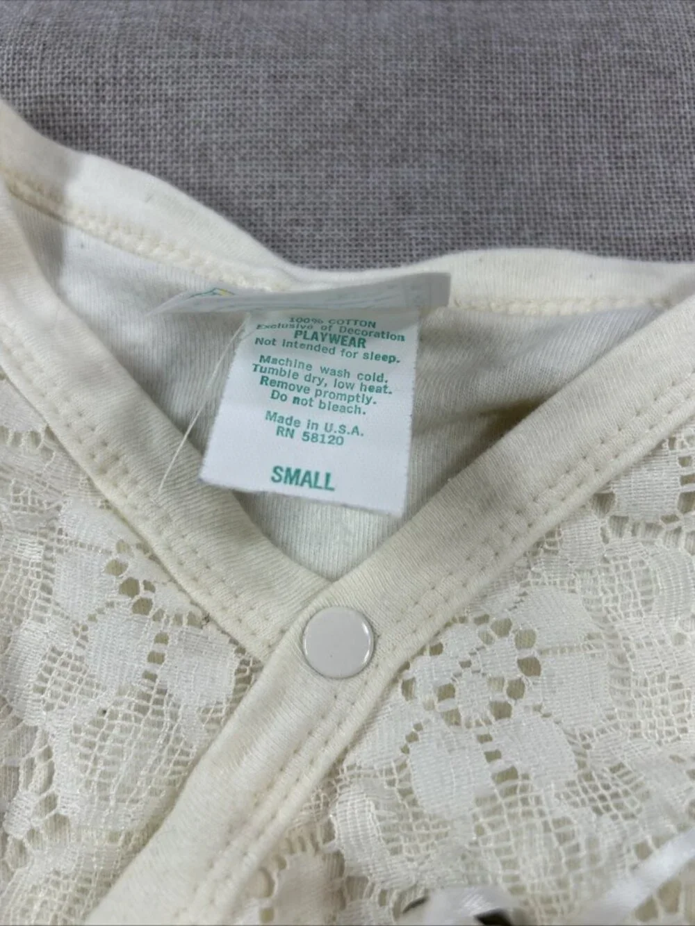 Baby K Kaleidoscope Designs Size small Short Sleeve Romper Off White Floral Lace